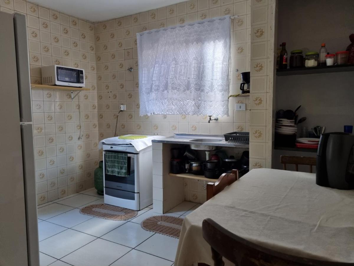 Confortável casa com piscina e churrasqueira a 100m da praia Caraguatatuba Esterno foto
